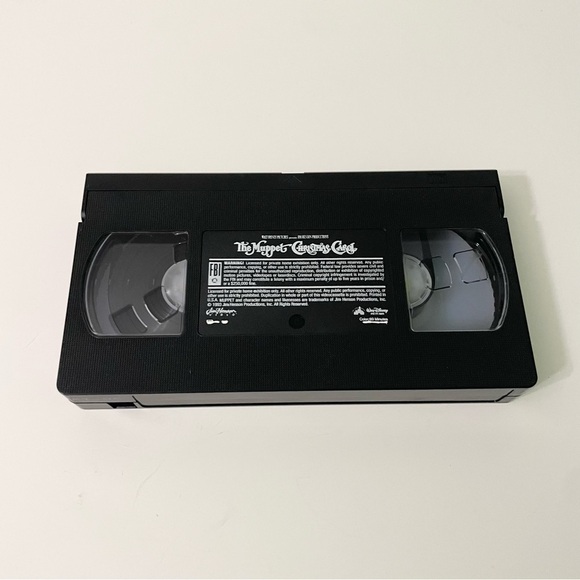 The Muppet Christmas Carol VHS - Picture 15 of 16